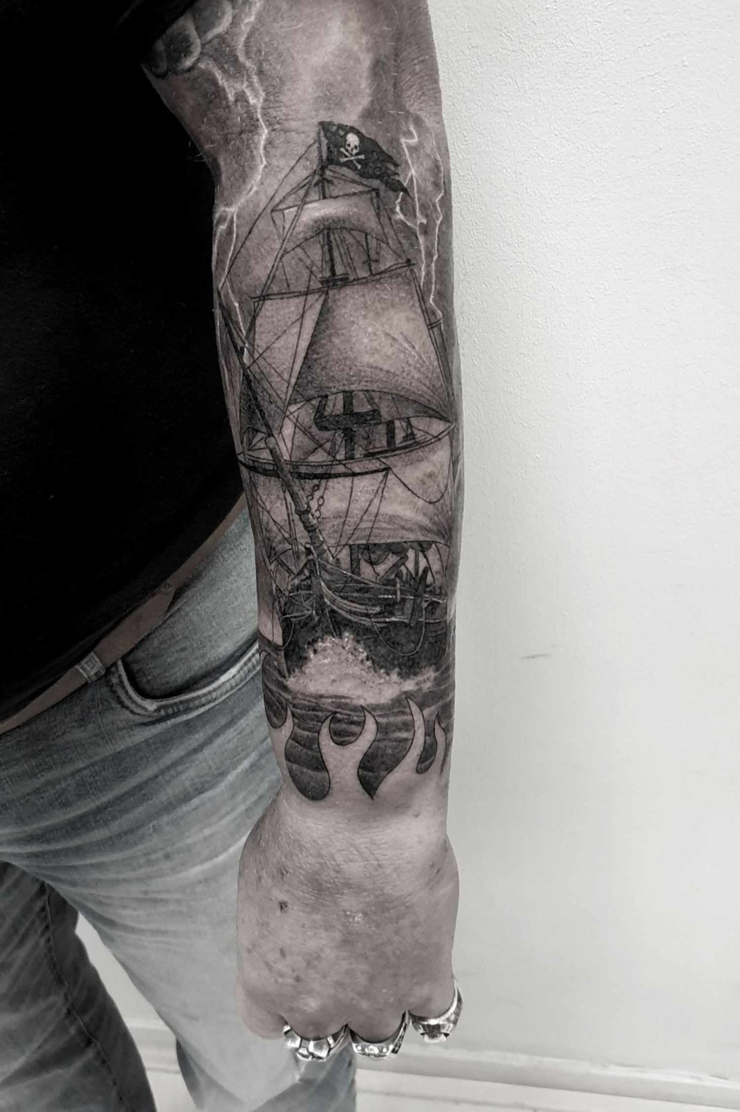 studio rook • Tattoo Studio • Tattoodo