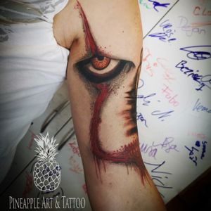 Healed 🎈#pennywise #itclown #ittattoo #georgie #pennywisetattoo #tattoo #tattooed #inkedgirls #inkedmag #cheyenne #tattoolove #tattoodesign #tattooing #tattoosofinstagram #tattooideas #inked #tatts #tattoostyle #tattooart #tattooartist #tattoostudio #pineappleartandtattoo #panteraink #youllfloattoo #healed #healedtattoo #intenzepride