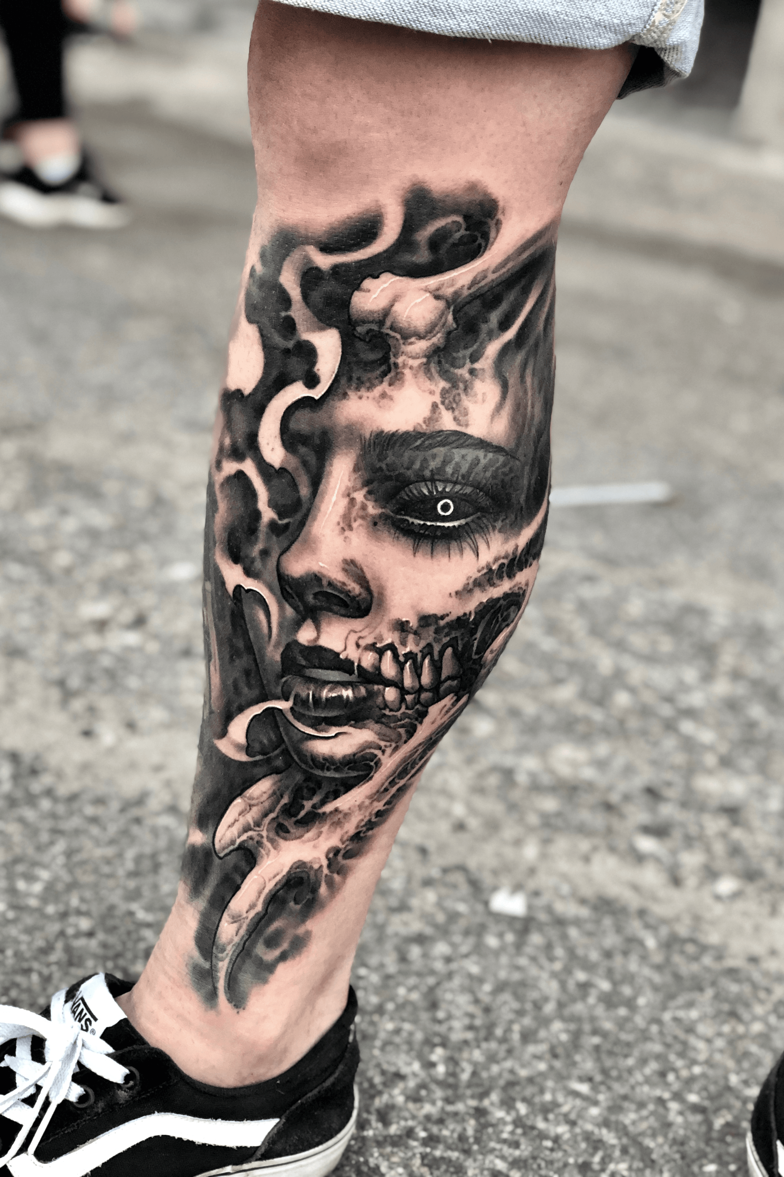 61 Excellent Evil Tattoos On Leg