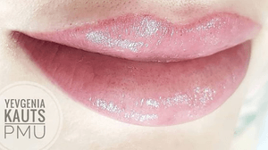 Semi Permanent Lip Blush x