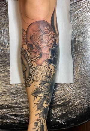 More to this leg sleeve....