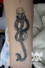Harry potter mortifagos tattoo design by me to my husband 😍❤ . . #HarryPotterTattoos #harrypotter #mortifago #skull #snake #snaketattoo #shadows #DarkTattoos #blackandgrey #blackwork
