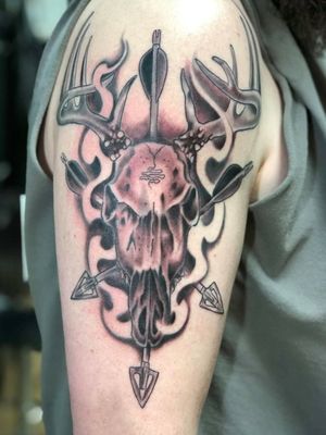 Deer skull and arrows