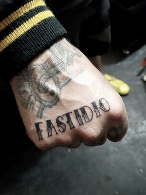 #lettering #colombiantattooers #handtattoos 