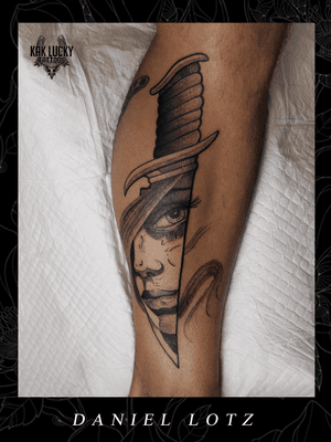 If Looks Could Kill...#banger by @daniellotz101...WALK INS WELCOME or:Call - 021/422/2963Email - info@kakluckytattoos.com....@flashheal...#fresh #finelines #knifetattoo #beauty #capetowntattoos #kakluckytattoos #kaapstad #420 #tattooartist #tattoosofig #picoftheday #lekker #mood #instagood #instadaily #blackclaw #solidink #dynamicink