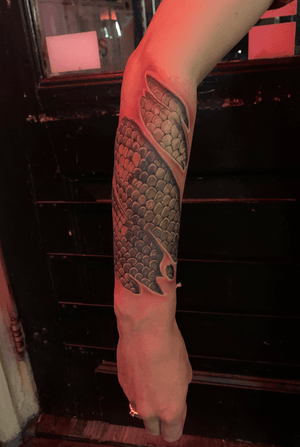 Realistic snake 🐍 skin in color on underarm for Natalia.