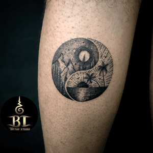 Done yin-yang tattoo by machine(www.bt-tattoo.com) #bttattoo #bttattoothailand #thaitattoo #bangkoktattoo #bangkoktattooshop #bangkoktattoostudio #tattoobangkok #thailandtattoo #thailandtattooshop #thailand #bangkok #tattoo #thailandtattoostudio