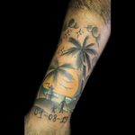 Primero del día, tatuando en casilda.. #tattoo #inked #ink #paisaje #padreehijo #palmeras #playa #pergamino #casilda #luchotattoo #luchotattooer 