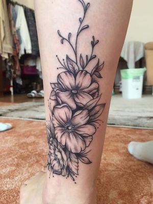 G-line tattoo (Flower) 