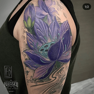 Cover up with lotus flower 