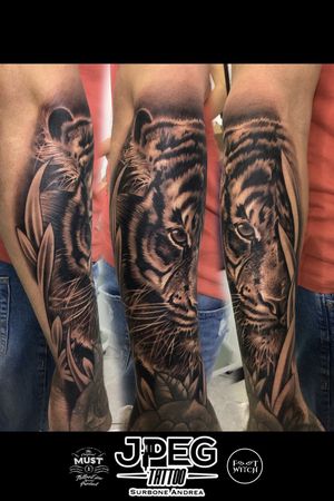 Tattoo by Andrea