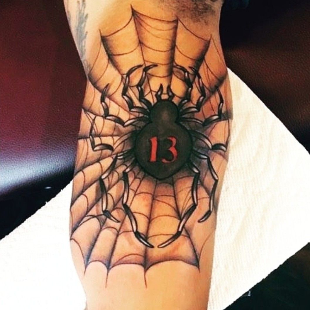 Tattoo uploaded by Tarik Briggs • 12 legged spider #phantomtroupe  #hunterxhunter #13 • Tattoodo