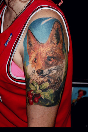 #tattoooftheday #fox #nature #colortattoo #healedtattoo #ink #alanramirez #foxtattoo 
