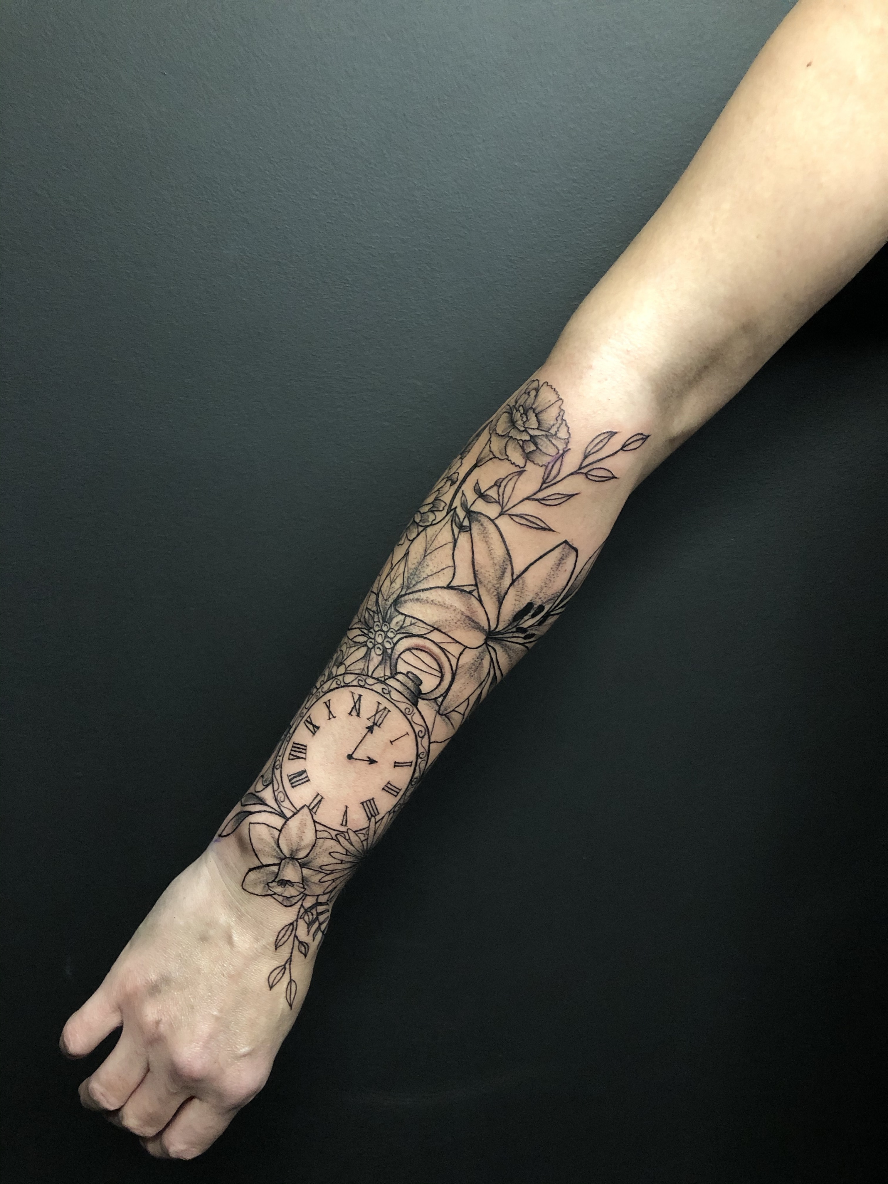 Tattoo uploaded by Dini • Rosa e fogo • Tattoodo