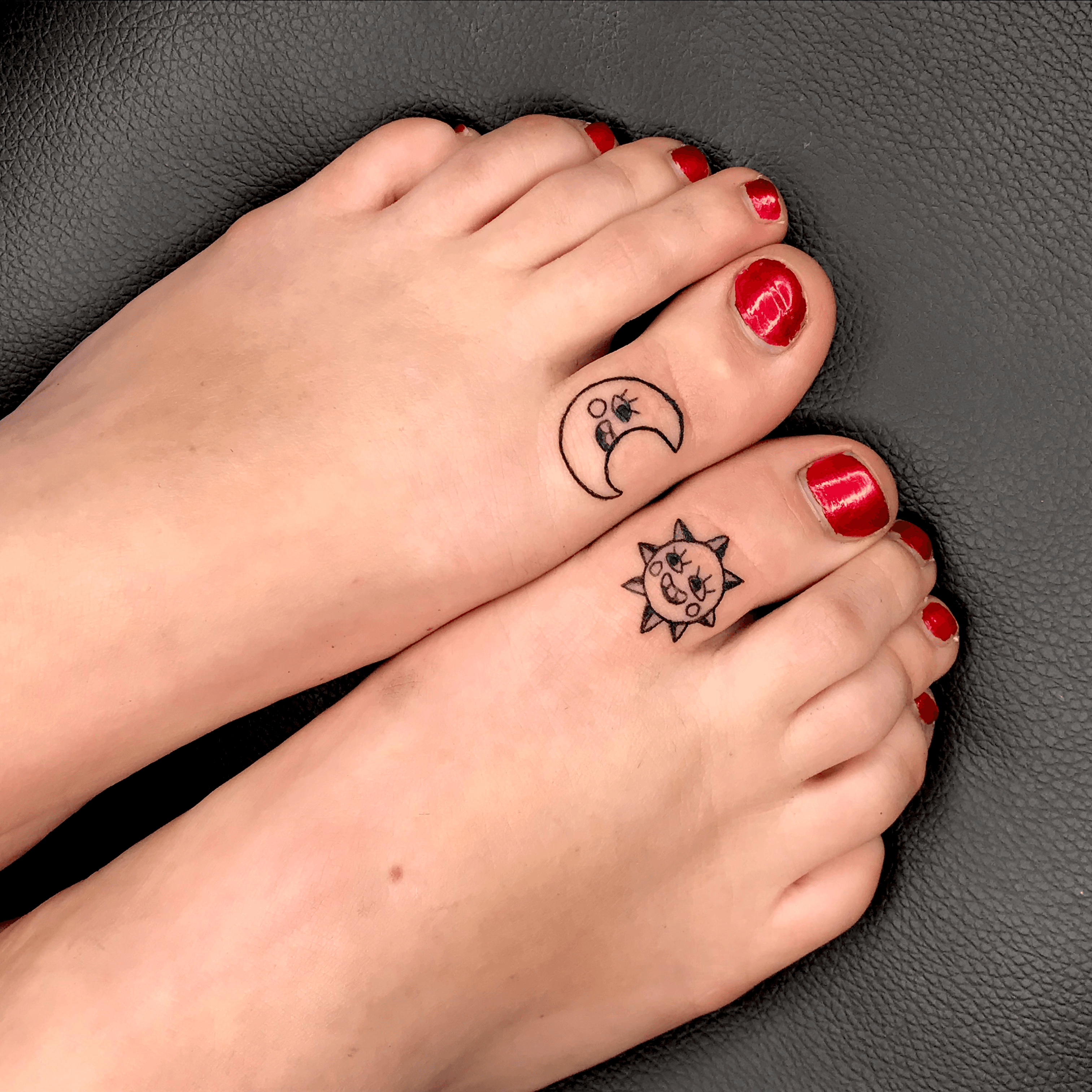 30 Amazing Foot Tattoo Designs for Boys and Girls