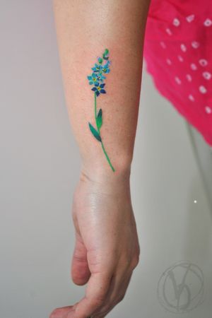#tattoo #tatt #tattooed #victoriadenske #tattooart #tattooedukraine #kievtattoo #kyivtattoo #ink #inked #tattoodo #wctattoos #bodyart #watercolortattoo #colortattoo #tattoodo #beautiful #instatattoo #linework #inkedup #tattooartist #blacktattoo #sketchtattoo #polandtattoos #flowers #flowertattoo #forgetmenots #cute 