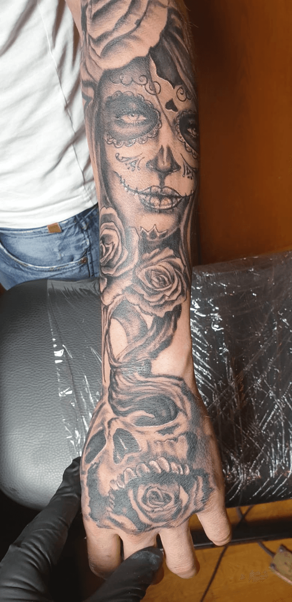 Tattoo from Dimi Gaas Stilett