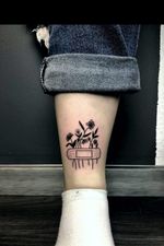#handpoke #stickandpoke #blackwork #ignorantstyle #ignorant #Medicine #katowice #kato #tattoo #tattoos #tatooedgirl #inkdup #flower #dotworkers #stipple #ink #inked #flowers #daniellerose #czeladz #silesiatattoo #bedzin #simple #minimalisttattoo #minimalism #minimalistic #tatt #tattooidea 