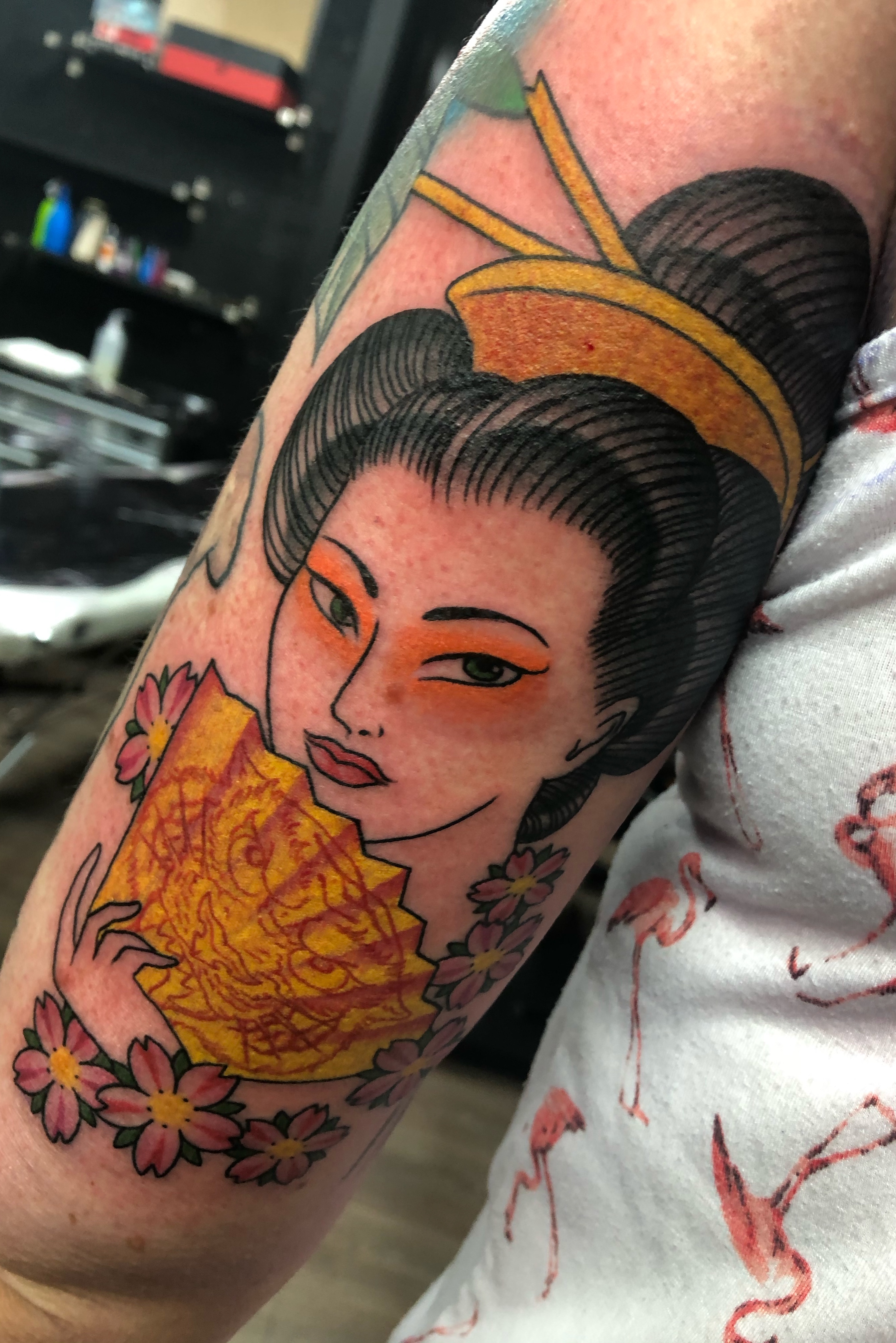 Tattoo uploaded by Luko Maluko • #lukomaluko #japanesetattoo #jania #Geisha  #geishatattoo #irezumitattoo #irezumi #clubtradicional #cherryblossomtattoo  • Tattoodo