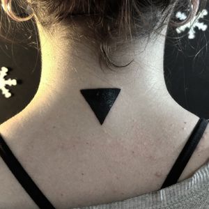 Minimal tattoo .. #triangletattoo #triangle #triangulo 
