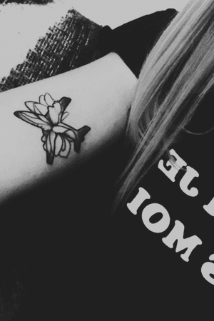 #tattoo #portugal #lisbon #cascais #voo #flores #avião #airplane #flowers #тату #португалия #лиссабон #самолет #цветы  🖤