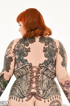 Backpiece corset