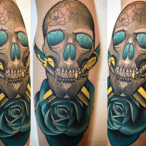 Neotraditional skull daggers and rose 