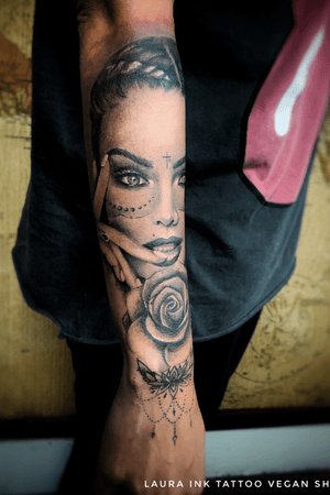 Tattoo by Laura ink tattoo vegan shop