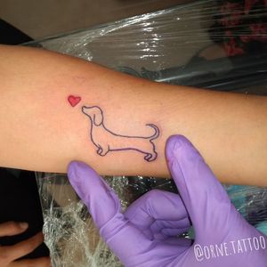 Mini salchicha perro tattoo