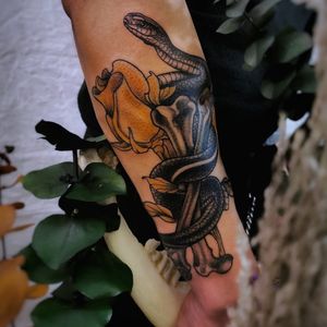 Original work. #neonouveau #artnouveau #artnouveautattoo #neotradi #neotraditionalworldwide #neotraditionaltattoo #neotradstyle #neotraditional #neotrad #tattooart #trevorgavilan