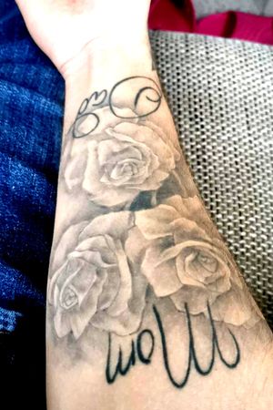 #mom #dad #roses #blackandwhite #tattoo