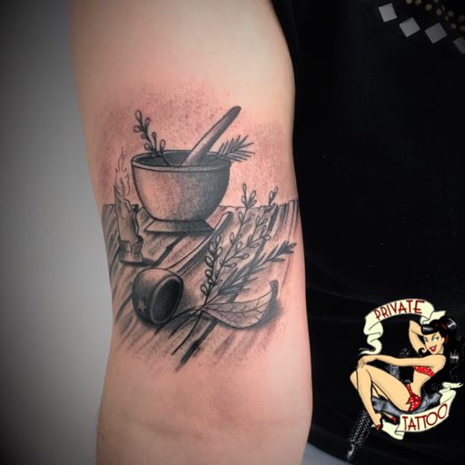 Flash tattoo