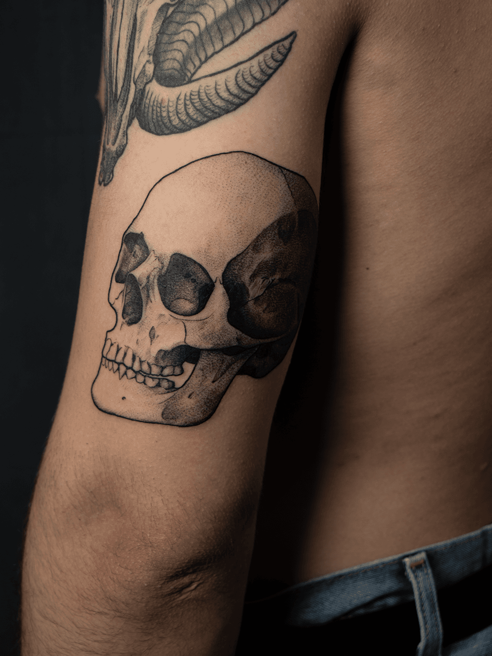 Tattoo uploaded by Pau Blackashes • #skull #skulltattoo #blackwork  #BlackworkTattoos #Spain #illustrative • Tattoodo