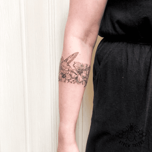 Santa Barbara-Inspired Blackwork Tattoo by Kirstie Trew @ KTREW Tattoo • Birmingham, UK #blackworktattoo #tattoos #santabarbaratattoo #birdtattoo #dragonflytattoo #floraltattoo #flowers