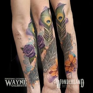 Got to add this sweet floral background to an existing feather tattoo, two different styles but I think it blends together perfectly! #wonderlandtattoo #wonderlandkitchener #colortattoo #mdwipeoutz #watercolortattooartist #watercolor #watercolortattoo #floraltattoo #ontariotattoos #canadiantattooartist www.wonderlandstudioskw.com