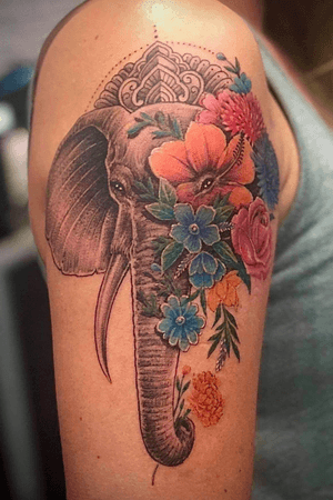 Elephant for a beautiful mother to represents her children 