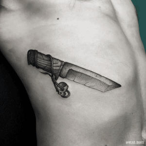 Нож. По моему эскизу. #knife #knifetattoo #dotwork #darkart #darktattoo #darktattoos #horror #saintpetersburg #weapon #weapontattoo
