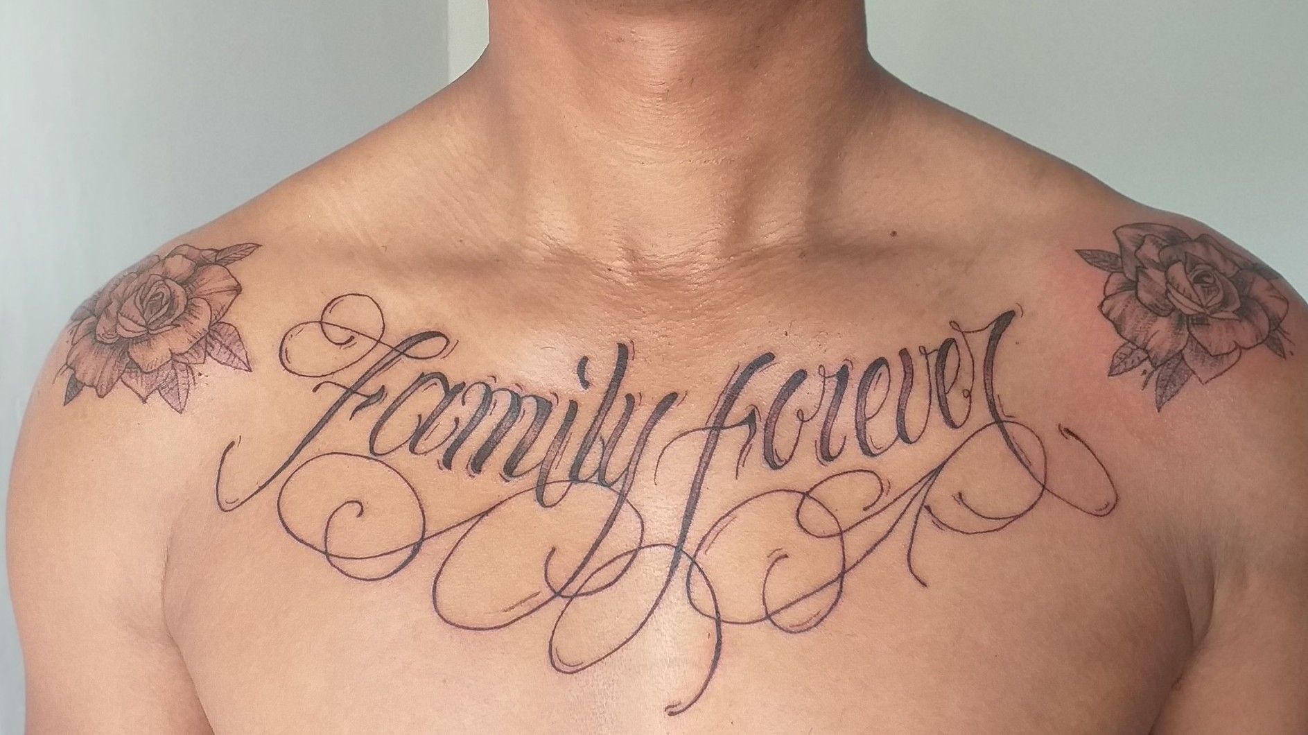 Ý Nghĩa Đặc Biệt Của Hình Xăm Chữ Family Is Forever Đẹp Nhất