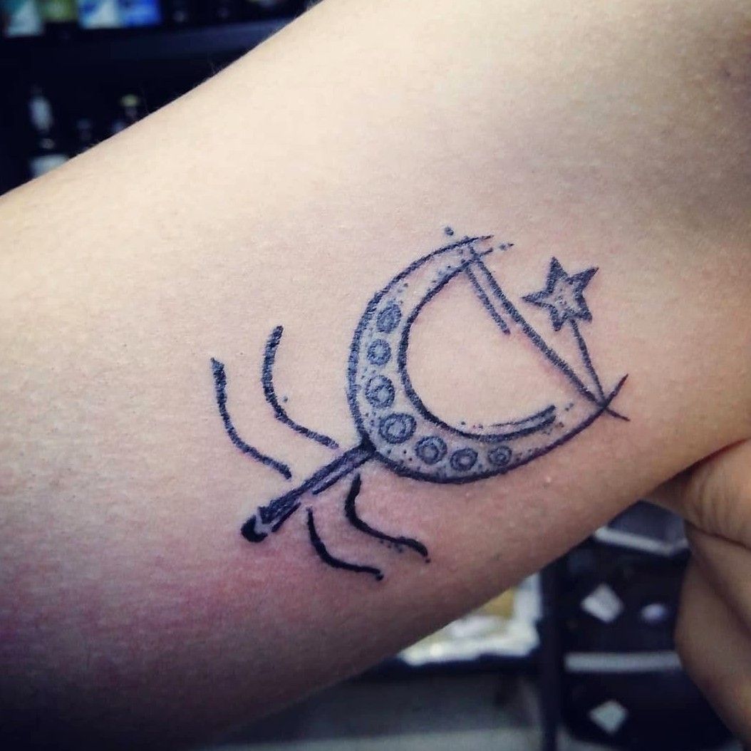 Abanico de Oshun tattoo tattoodesign ink inked pluma   Flickr