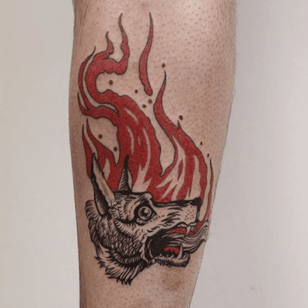 Tatuaje de lobo de Dreck 2000 # dreck2000 #fire #wolf #dog # ilustrativo