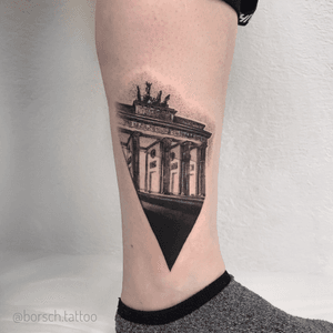 #tattoocoverup #brandenburggate #architecture 