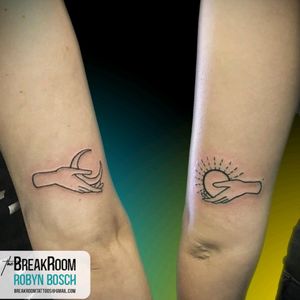 Sun and moon friendship tattoos by Robyn. 