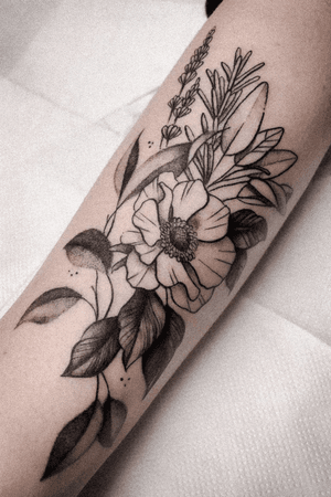 New floral tattoo I did this week :)