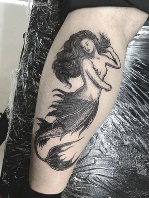 🧜🏻‍♀️ Lilith painting de John Collier *Reinterpretación *Sígueme en Instagram como @dhana.erika.flan....#ink #inked #tattoo #art #artwork #digitalart #illustration #draw #drawing #blackwork #nice #on #mermaid #blackwork #lilithpainting #elegant #shades 