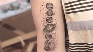 Si quieres ver más diseños puedes encontrarlos en mi Instagram como Isaac_will_tattoo. Citas y cotizaciones disponibles ✌️ (55) 59303856 FB: Oso S-tampa #osostampa #isaacwilltattoo #iztapalapa #ciudademexico #planetas #tiradeplanetas #mundos #estrellas #universo #espacio #circulos #tattoo #tatuaje #tatuajesbonitos #isaacwill #ink #tinta #tintaypiel #tintaysangre #hechoenmexico #tatuadoresmexicanos #diseño #drawing #geometria #puntillismo #tecnica #arte #artecorporal #tatuados #cdmx