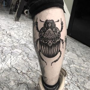 Bug tattoo #sakarya #serdivan #saü #sakaryaüniversitesi #sakaryadövme #çarkcaddesi #mavidurak #adapazarı #bugtattoo #insecttattoo #tattooart #tattoolife #tattooartist #tattooing #tatts #legtattoo #tattooselection #tattrx 