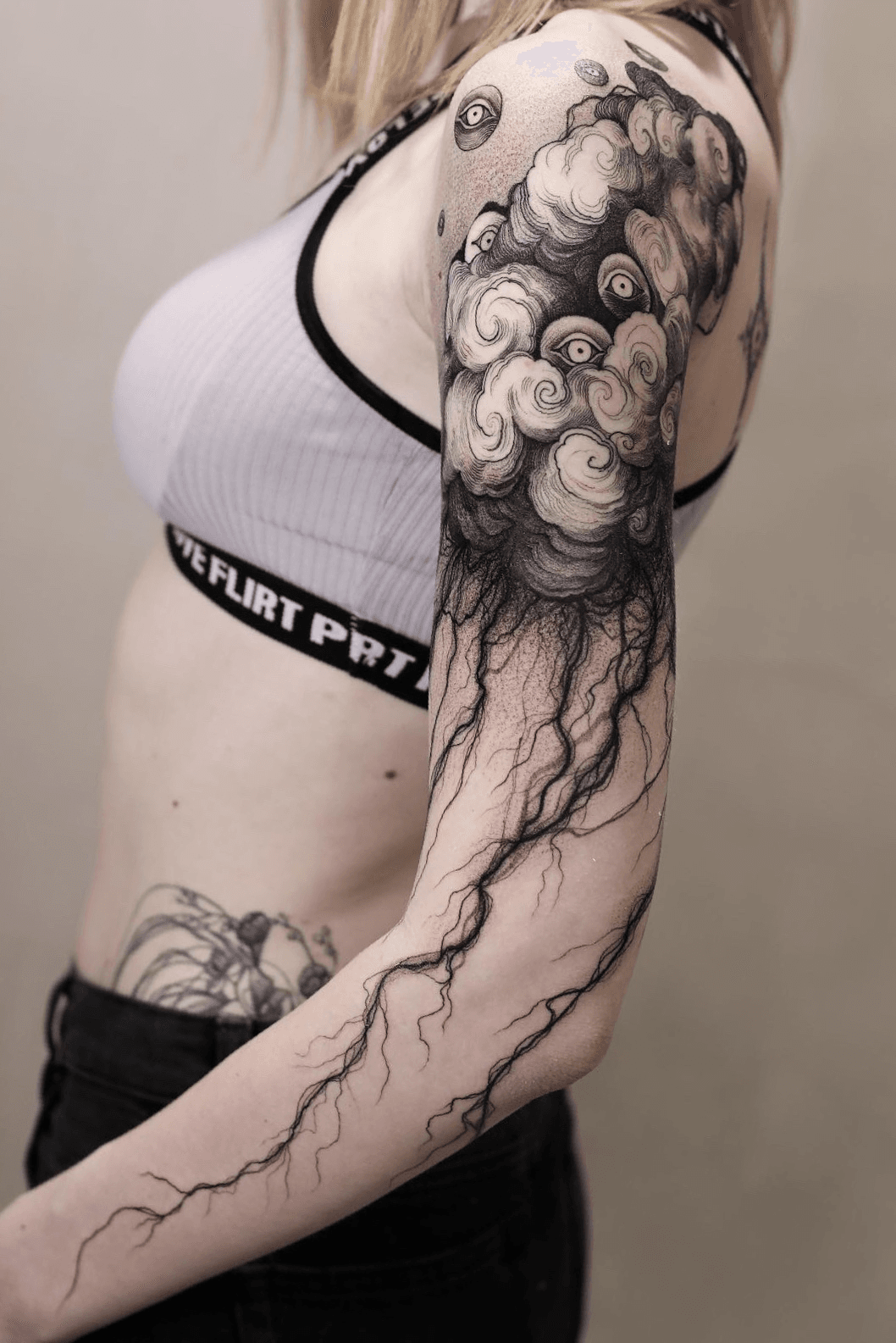 1pc Waterproof Non-reflective Black Flower Arm Tattoo Sticker With  Old-school Traditional Tattoo Style For Men | SHEIN UK