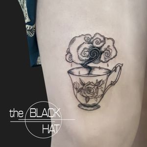 What’s on the forecast today? A perfect storm in a cup done by our amazing Catherine @cat.gavin_illustration ⚡ #theblackhattattoo