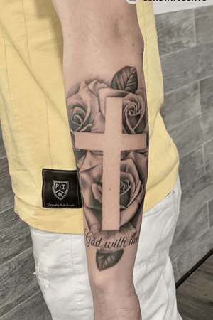 Cross and roses, done after 2 sessions. 