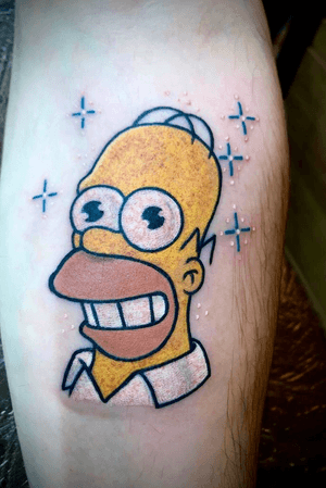 Homer Simpson tattoo in memory of Anthony’s Dad who sadly passed away a year ago. Love these sort of tattoos and always honoured to be chosen to do such a special piece. 